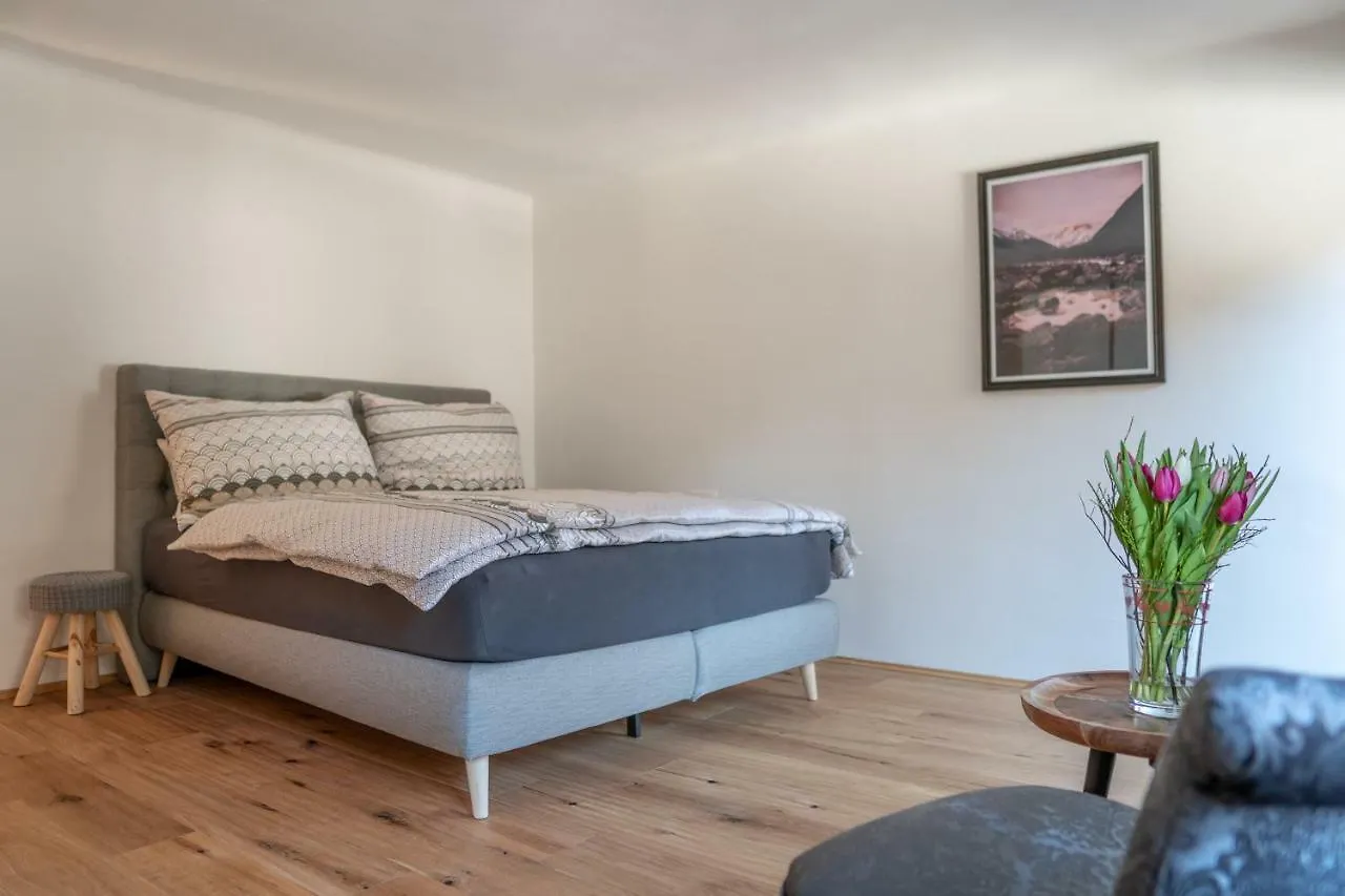 Ferienhaus Reise im traditionell-modernen Stil|Ferienhaus|IBK Innsbruck
